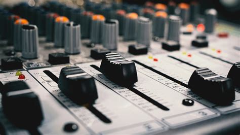 how to mix music for beginners - why not start with understanding the basics of sound design?